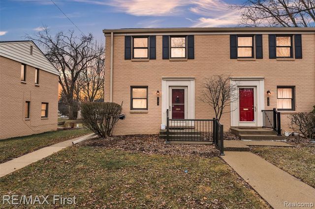 1974 Graefield Road, Birmingham, MI 48009