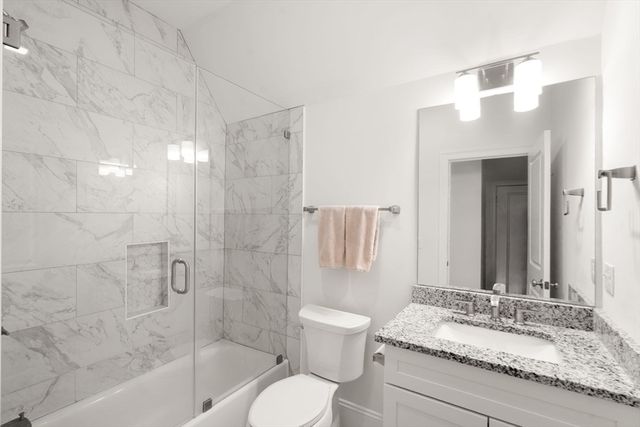 68 Chestnut St 6, Newton, MA 02465