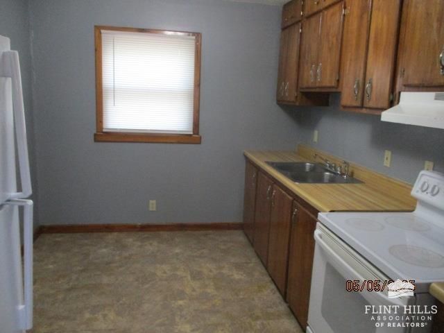1019 W 8th Street, Junction City, KS 66441