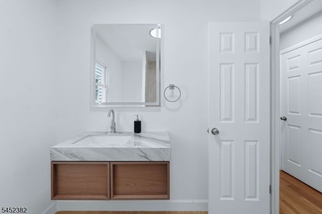 88 6Th St, Clifton City, NJ 07011