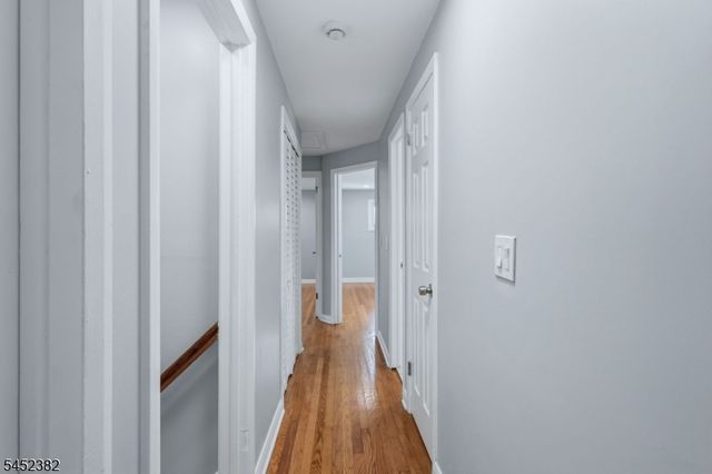 88 6Th St, Clifton City, NJ 07011