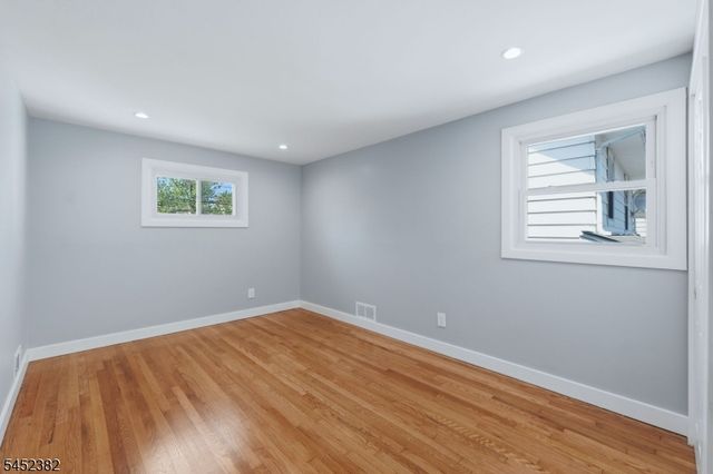 88 6Th St, Clifton City, NJ 07011