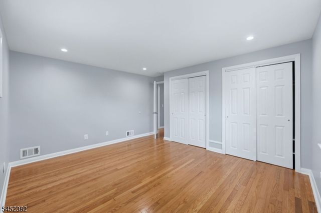 88 6Th St, Clifton City, NJ 07011