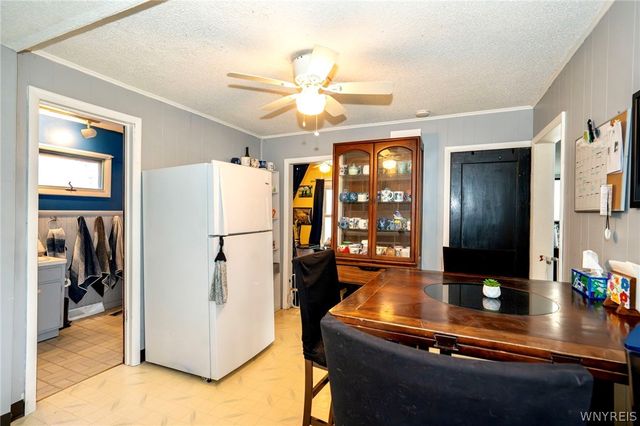 5944 Lakeview, Hamburg, NY 14085