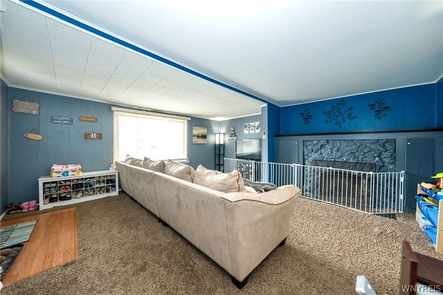 5944 Lakeview, Hamburg, NY 14085