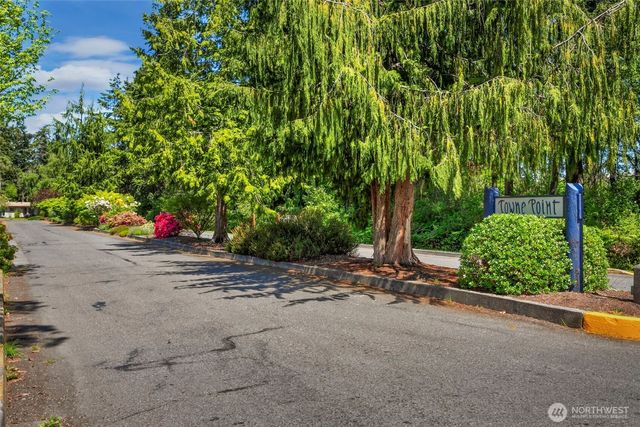 2012 Queen Anne Place, Port Townsend, WA 98368