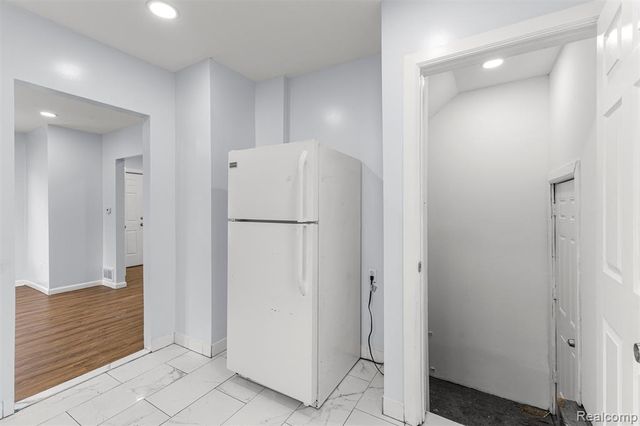 12000 Findlay Street, Detroit, MI 48205