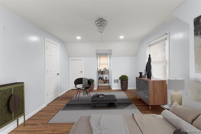 12000 Findlay Street, Detroit, MI 48205