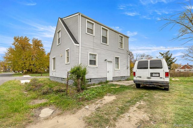 12000 Findlay Street, Detroit, MI 48205