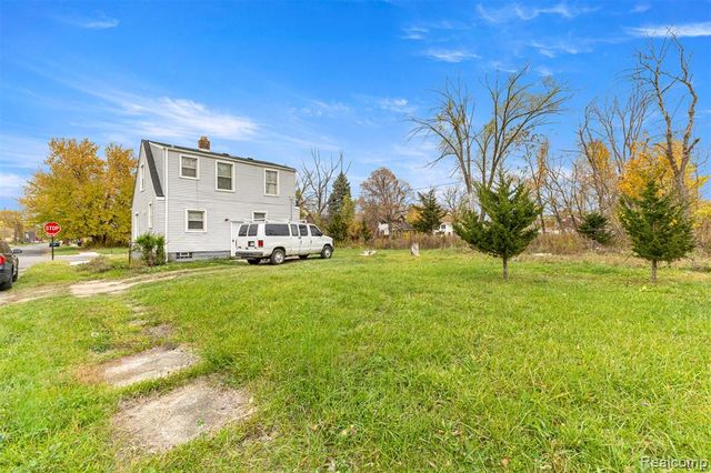 12000 Findlay Street, Detroit, MI 48205