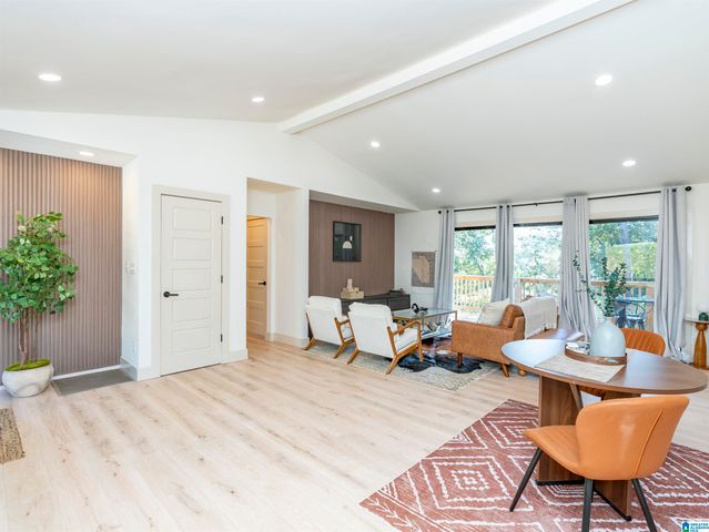 3512 VALLEY CIRCLE, Vestavia Hills, AL 35243