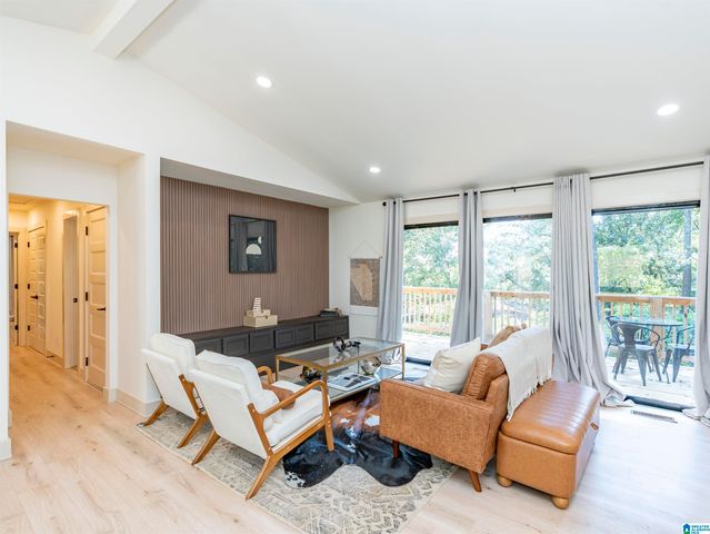 3512 VALLEY CIRCLE, Vestavia Hills, AL 35243