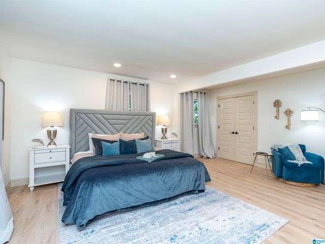 3512 VALLEY CIRCLE, Vestavia Hills, AL 35243