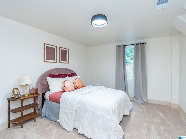 3512 VALLEY CIRCLE, Vestavia Hills, AL 35243