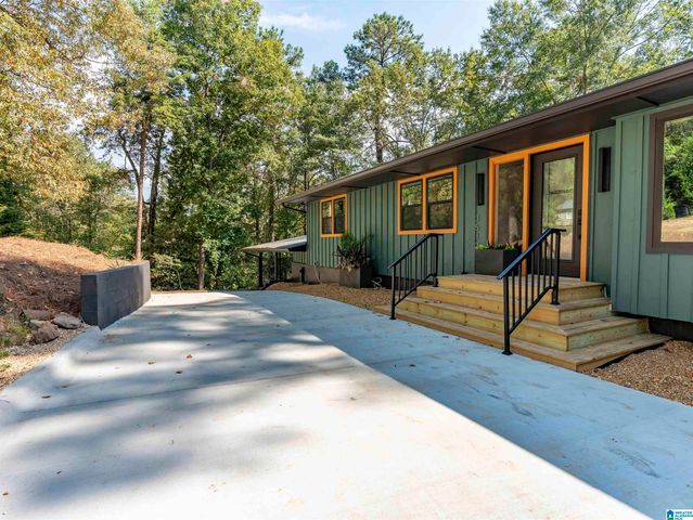 3512 VALLEY CIRCLE, Vestavia Hills, AL 35243