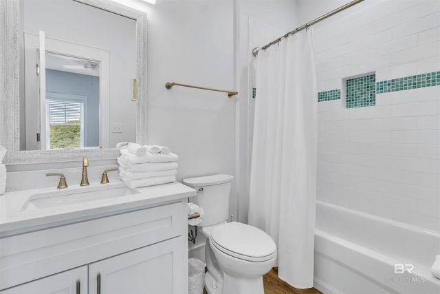 1594 Highway 180, Gulf Shores, AL 36542