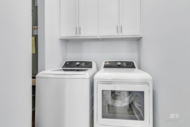 1594 Highway 180, Gulf Shores, AL 36542