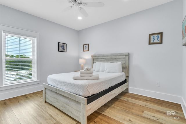 1594 Highway 180, Gulf Shores, AL 36542