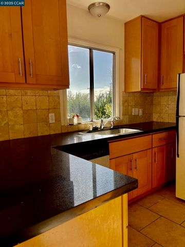 3530 Clinton Ave, Richmond, CA 94805