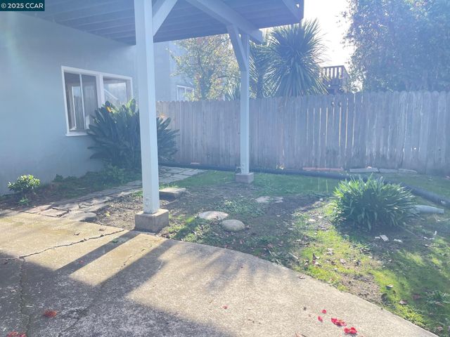 3530 Clinton Ave, Richmond, CA 94805