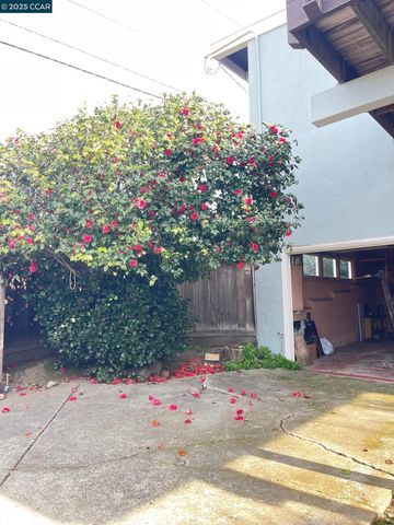 3530 Clinton Ave, Richmond, CA 94805