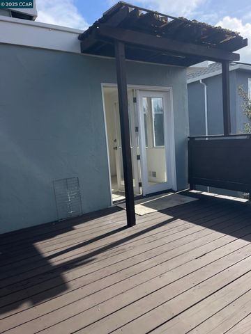 3530 Clinton Ave, Richmond, CA 94805