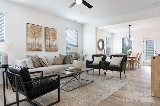 4038 Jenison Valley Court, Charlotte, NC 28214