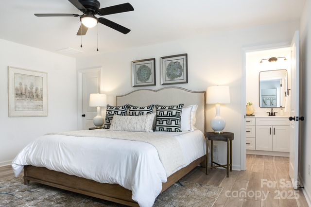 4038 Jenison Valley Court, Charlotte, NC 28214