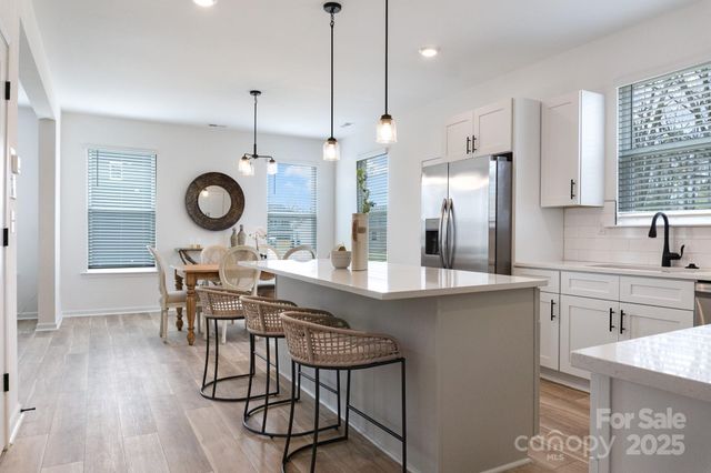 4038 Jenison Valley Court, Charlotte, NC 28214