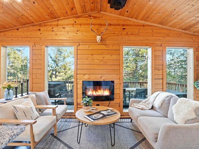 201 Moss Rock Rd, Bailey, CO 80421