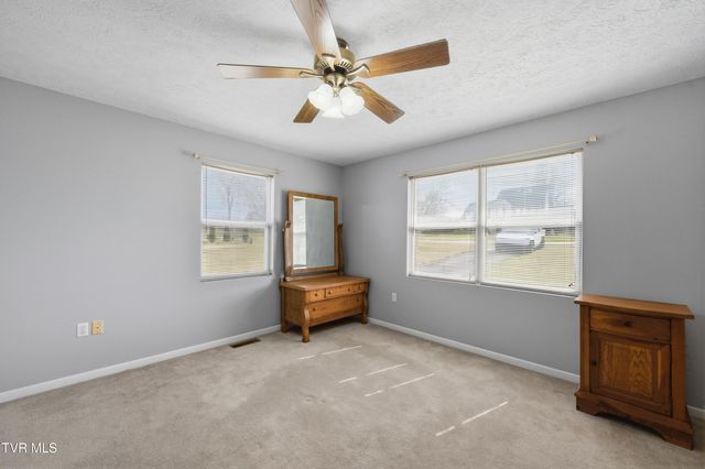 222 Old Stage Drive, Bristol, TN 37620