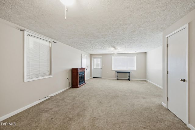 222 Old Stage Drive, Bristol, TN 37620