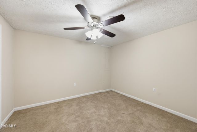 222 Old Stage Drive, Bristol, TN 37620