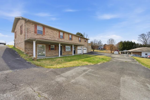 222 Old Stage Drive, Bristol, TN 37620