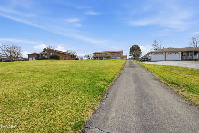 222 Old Stage Drive, Bristol, TN 37620