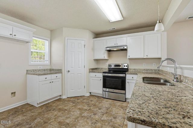 808 Woodside Park Lane, Durham, NC 27704