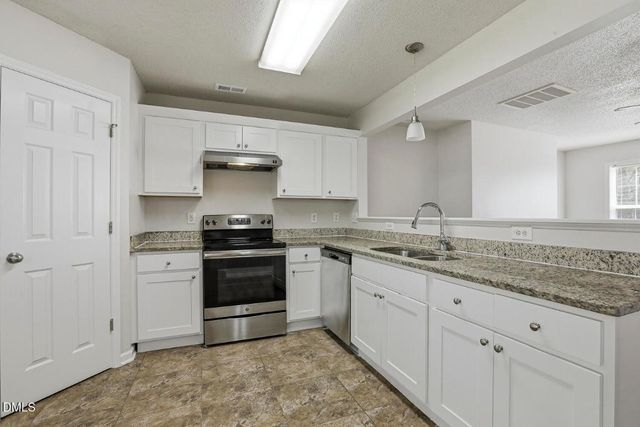 808 Woodside Park Lane, Durham, NC 27704