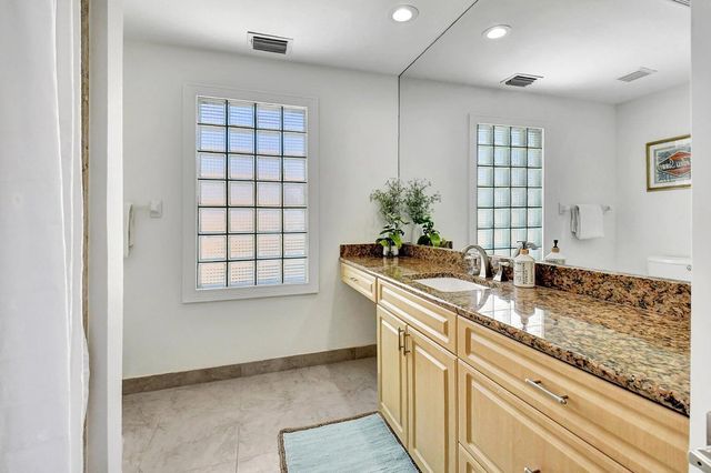 3567 Commodore Circle, Delray Beach, FL 33483