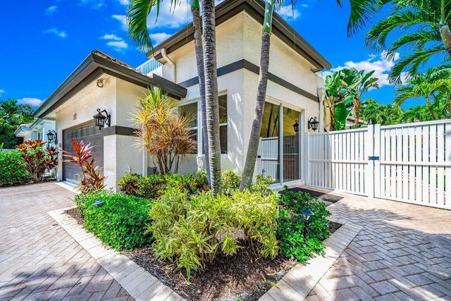 3567 Commodore Circle, Delray Beach, FL 33483