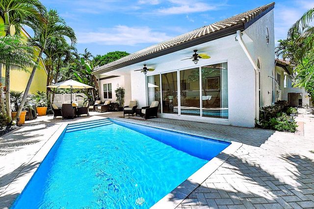 3567 Commodore Circle, Delray Beach, FL 33483