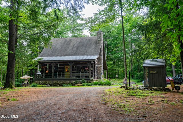 727 Ralph Road, Lake Luzerne, NY 12846
