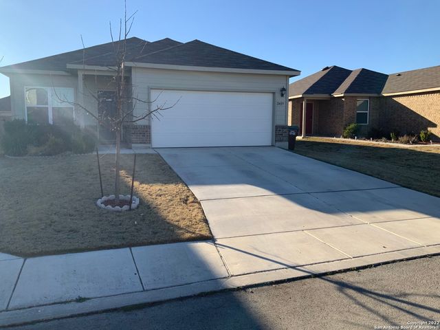 2409 Key Hole view, Converse, TX 78109