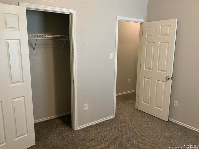 2409 Key Hole view, Converse, TX 78109