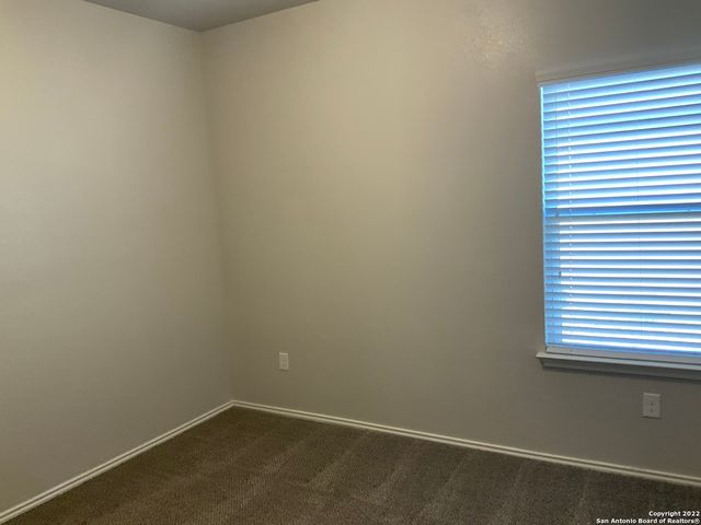 2409 Key Hole view, Converse, TX 78109