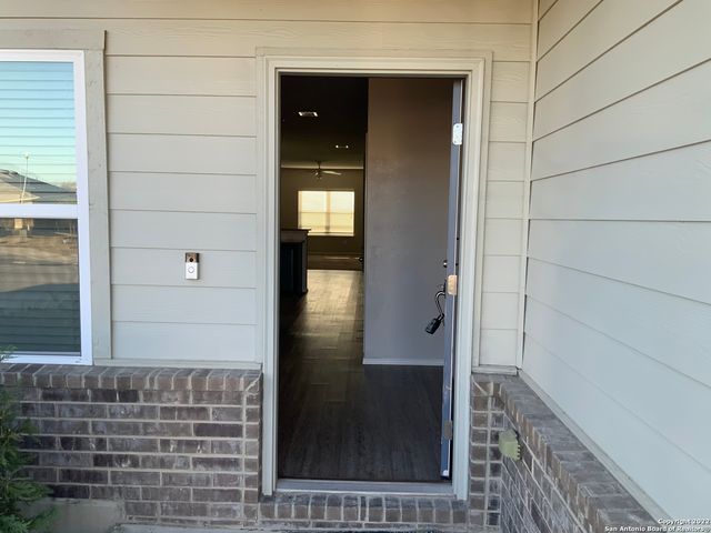 2409 Key Hole view, Converse, TX 78109