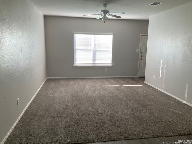 2409 Key Hole view, Converse, TX 78109