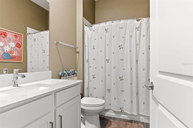 5043 SOUTHERN VALLEY LOOP, Brooksville, FL 34601