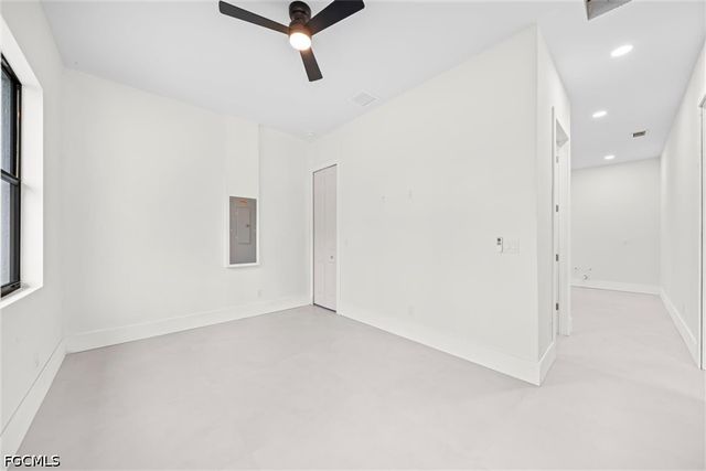 1805 W 10th ST, Lehigh Acres, FL 33972