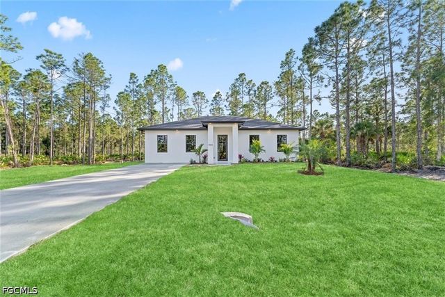 1805 W 10th ST, Lehigh Acres, FL 33972