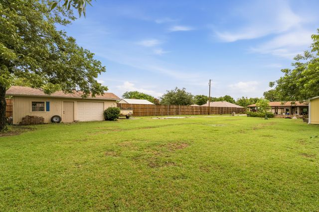 703 Horizon Drive, Murphy, TX 75094